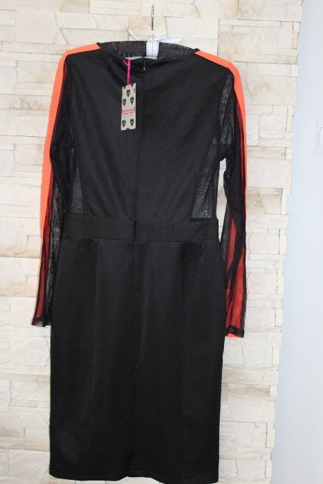 Nowa sukienka Boohoo 38