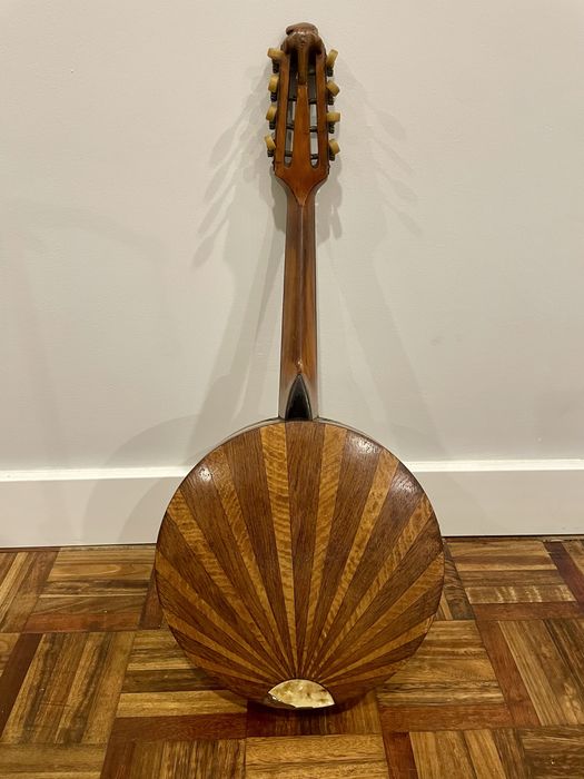 Banjolim antigo com madre perolas