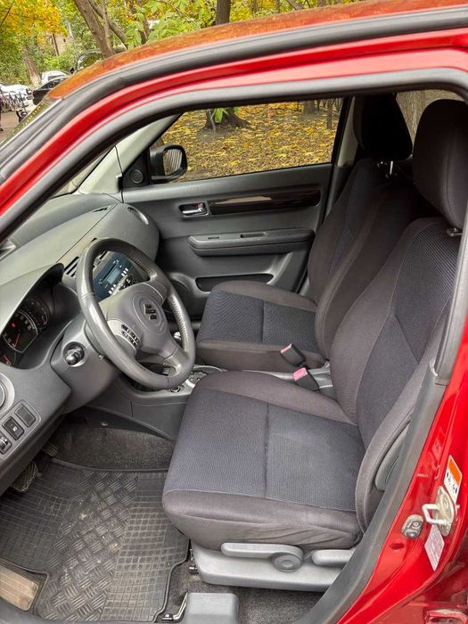 Suzuki Swift 2007 1.5 автомат