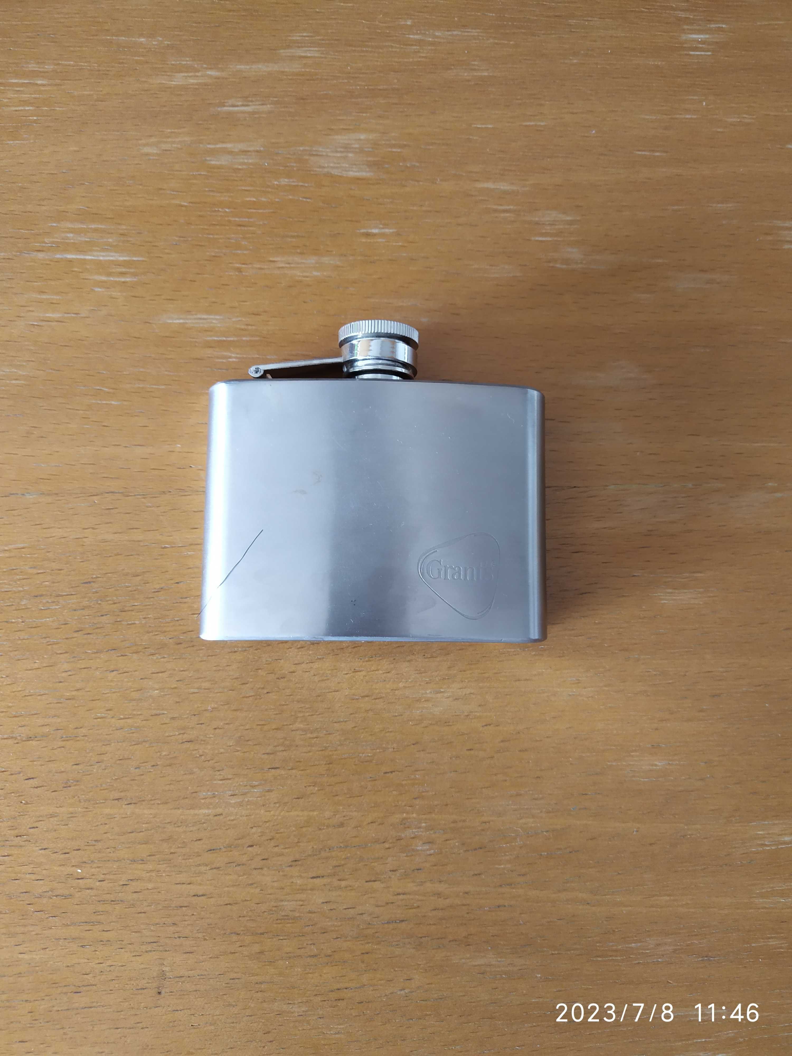 ## cantil de metal Grant’s stainless steel 4 oz ##
