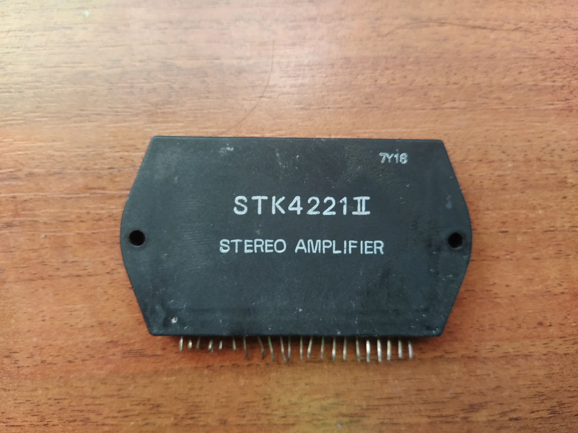 Мікросхема stk4221