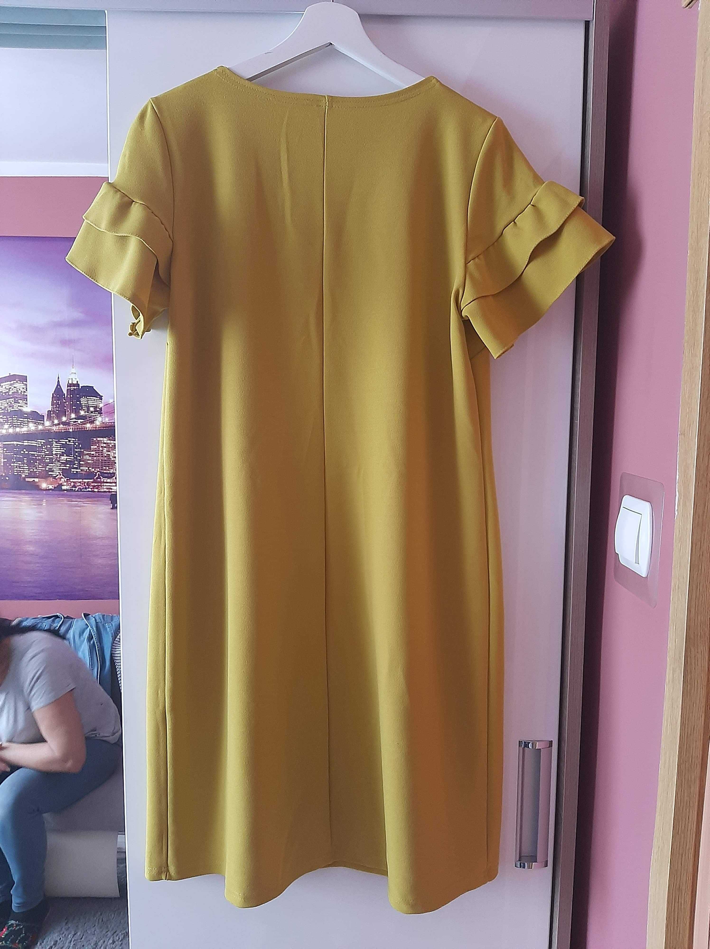 Prosta sukienka koloru brudny żółty