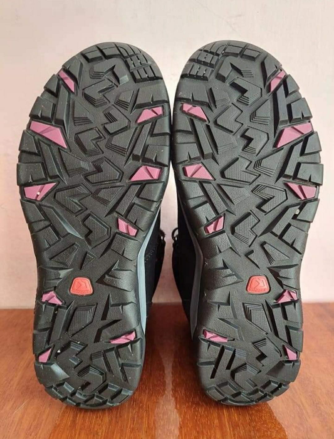 Черевики чобітки зимові фірми lowa karrimor оригінал 

Розмір по бірці