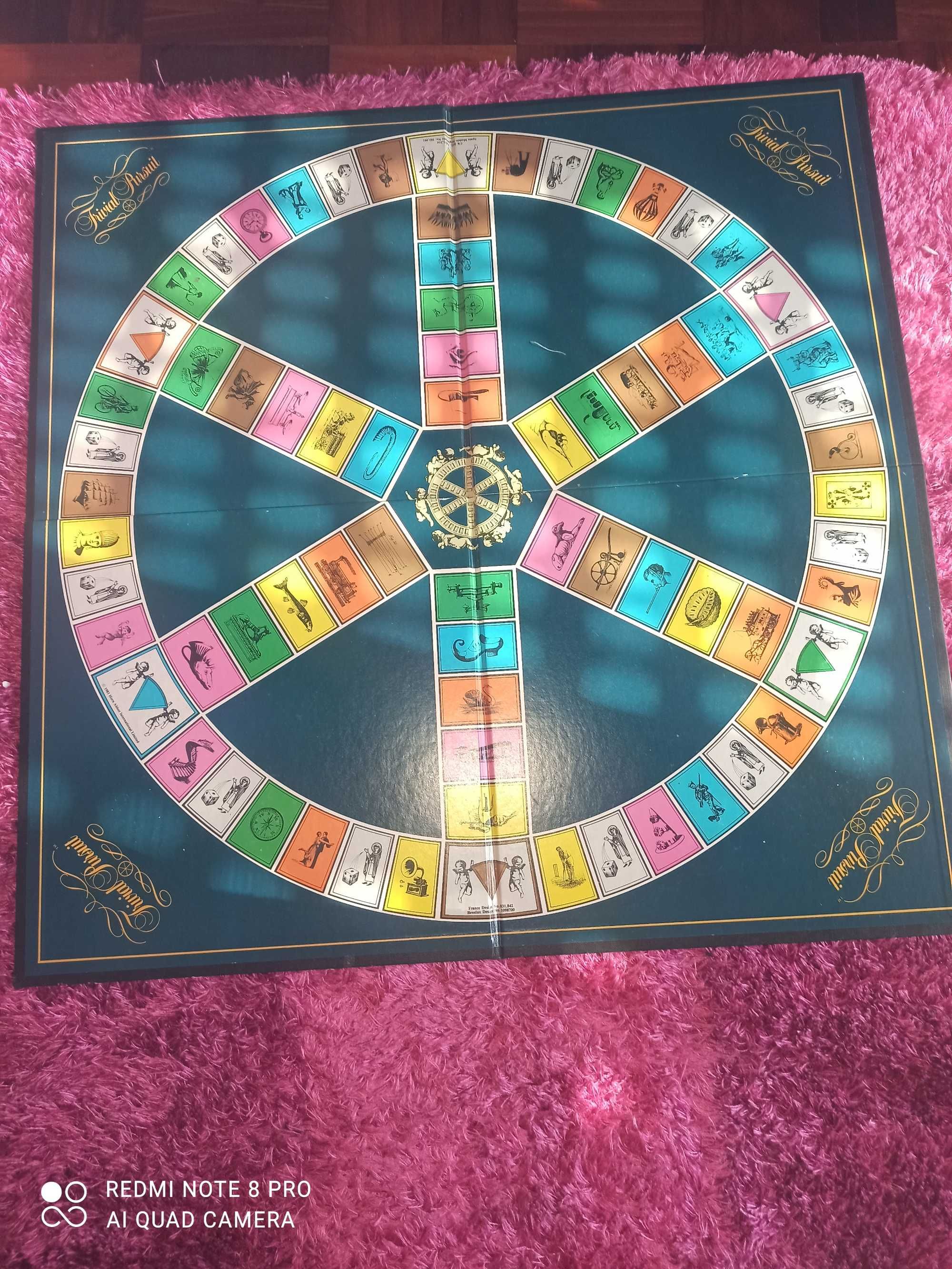 Jogo trivial de tabuleiro