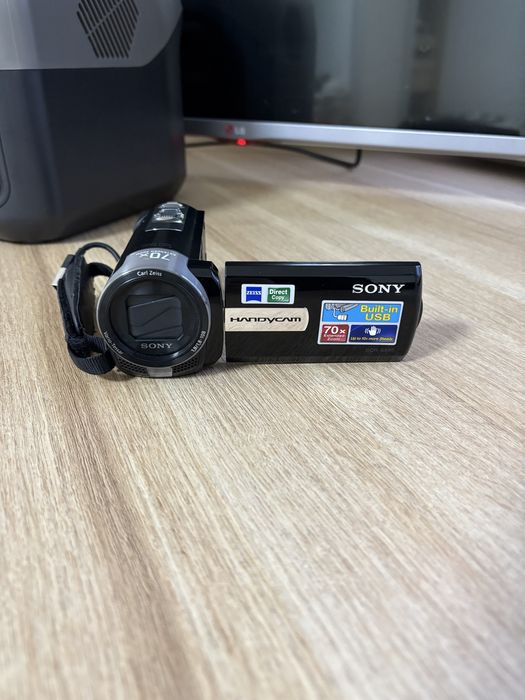 Відеокамера Sony DCR-SX45