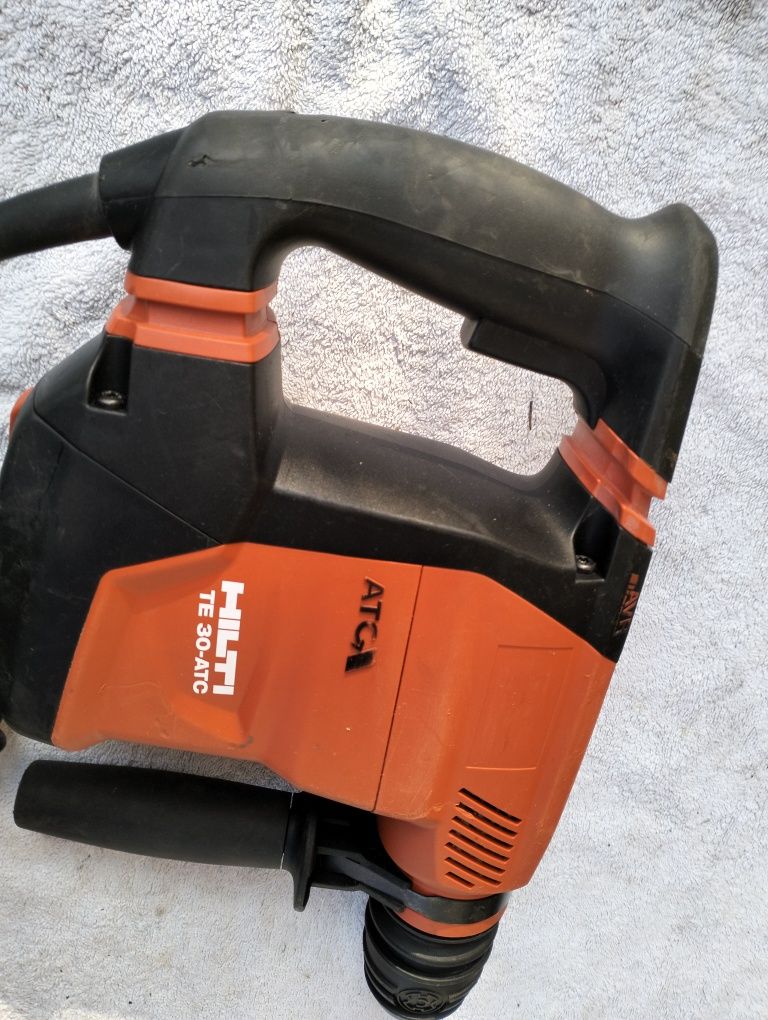 Hilti te30 ATC AVR młotowiertarka,z kuciem