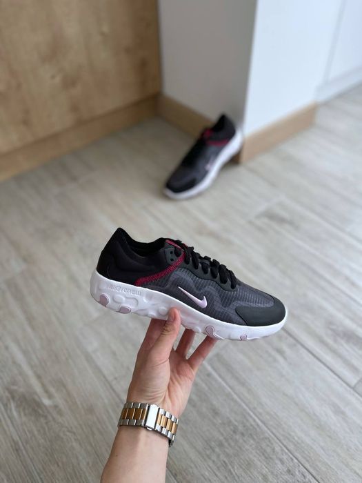 США! Жіночі кросівки Nike Renew Lucent BQ4152-004 Оригінал! 37-38.5