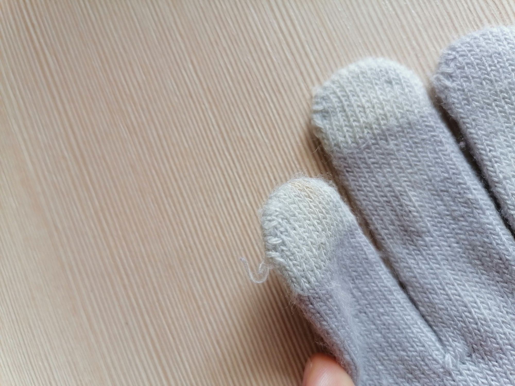 rękawiczki z motylem do smartfona avon