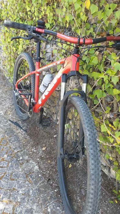 Trek Marlin 7 Mountain Bike Hardtail, Cross Country