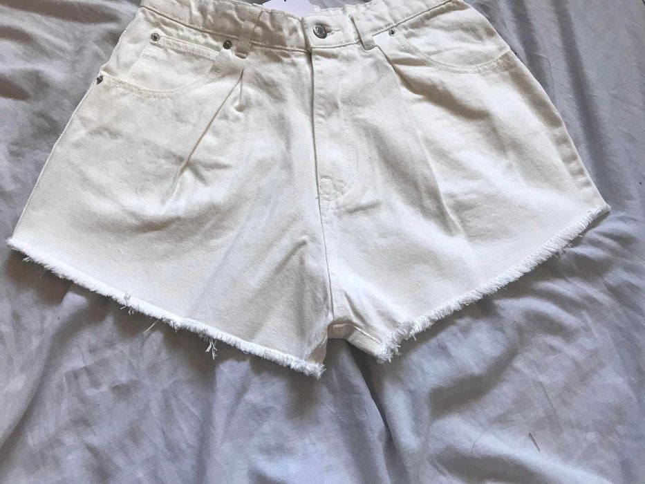 Promoção:Calções de ganga, efeito dardo de cintura subida 100% Algodão