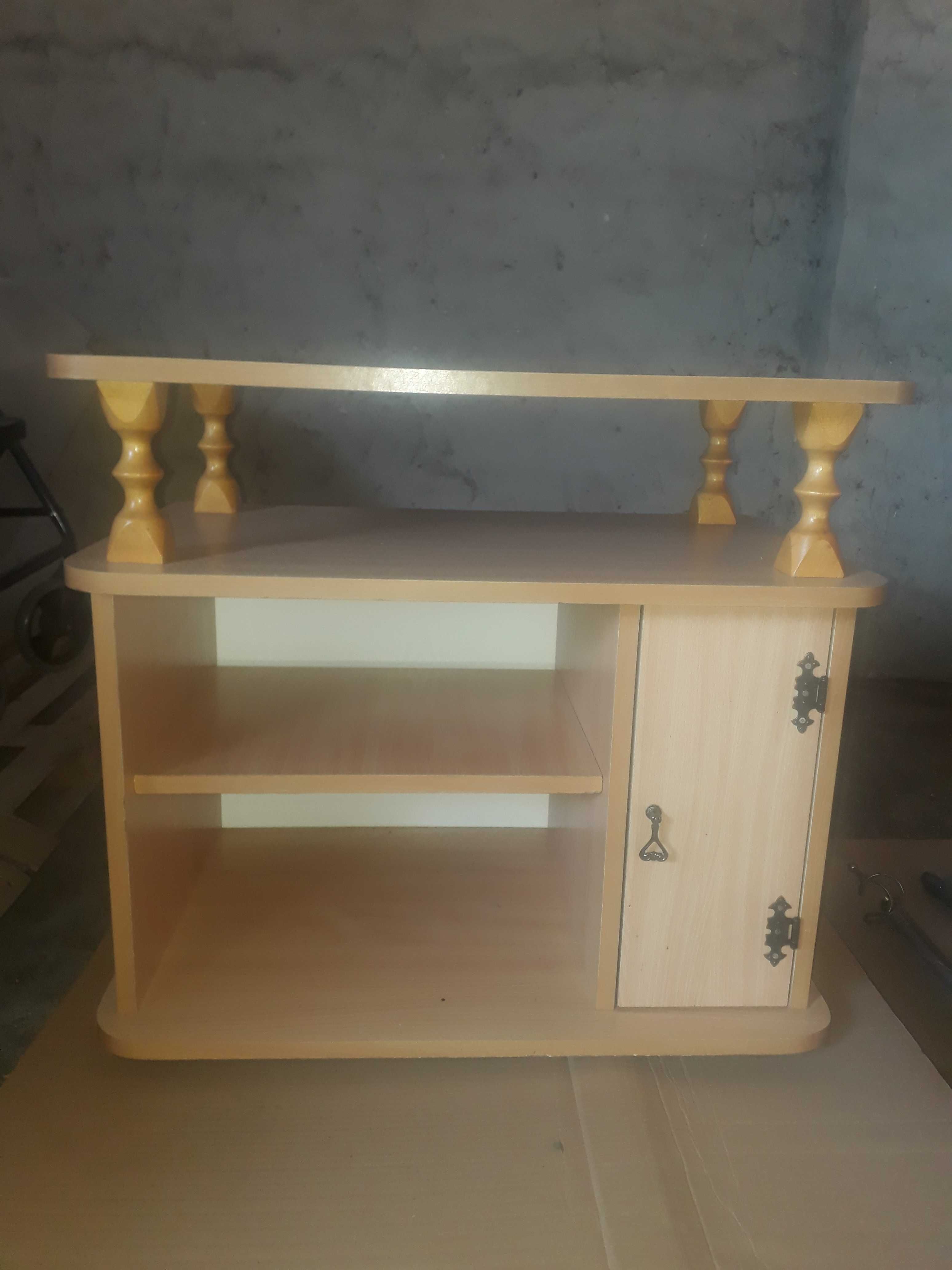 Sprzedam stolik pod RTV