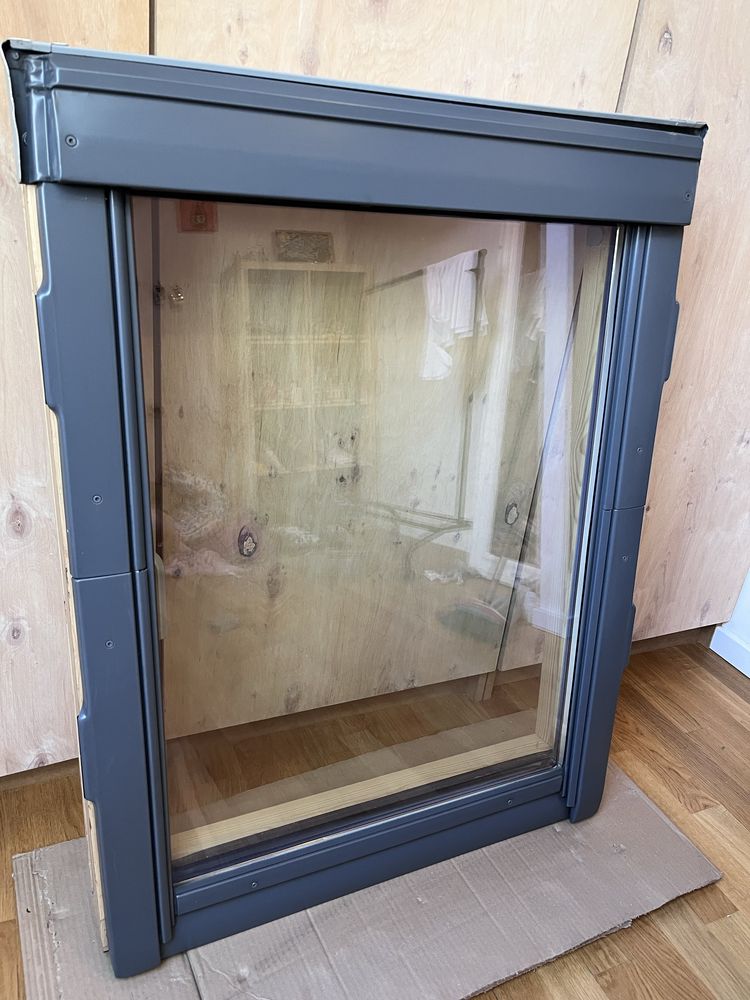 Wyłaz dachowy dwuszybowy Velux GXL MK04  78 x 98 cm