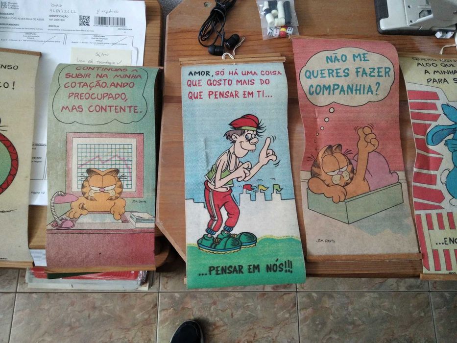 Papiros engraçados Vintage em bom estado