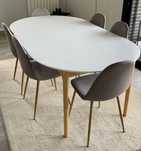 Vendo Mesa de jantar MARSTRAND 110/110x200 branco