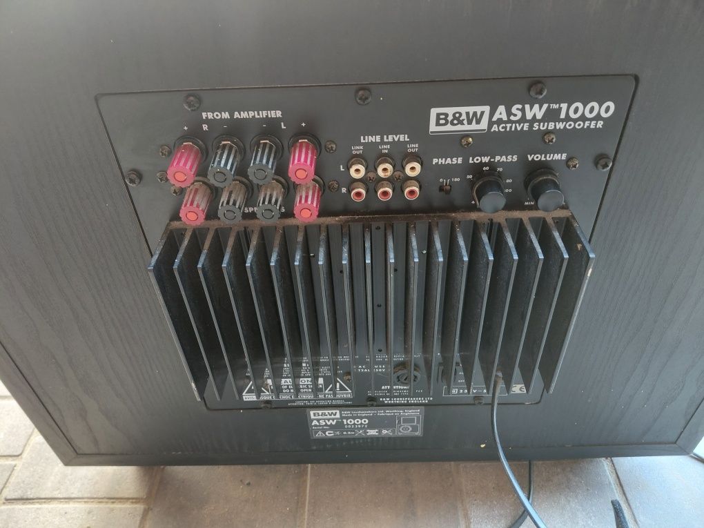 Amplituner i DVD  Yamaha Artusa 300 i subwoofer  B&W  ASW 1000