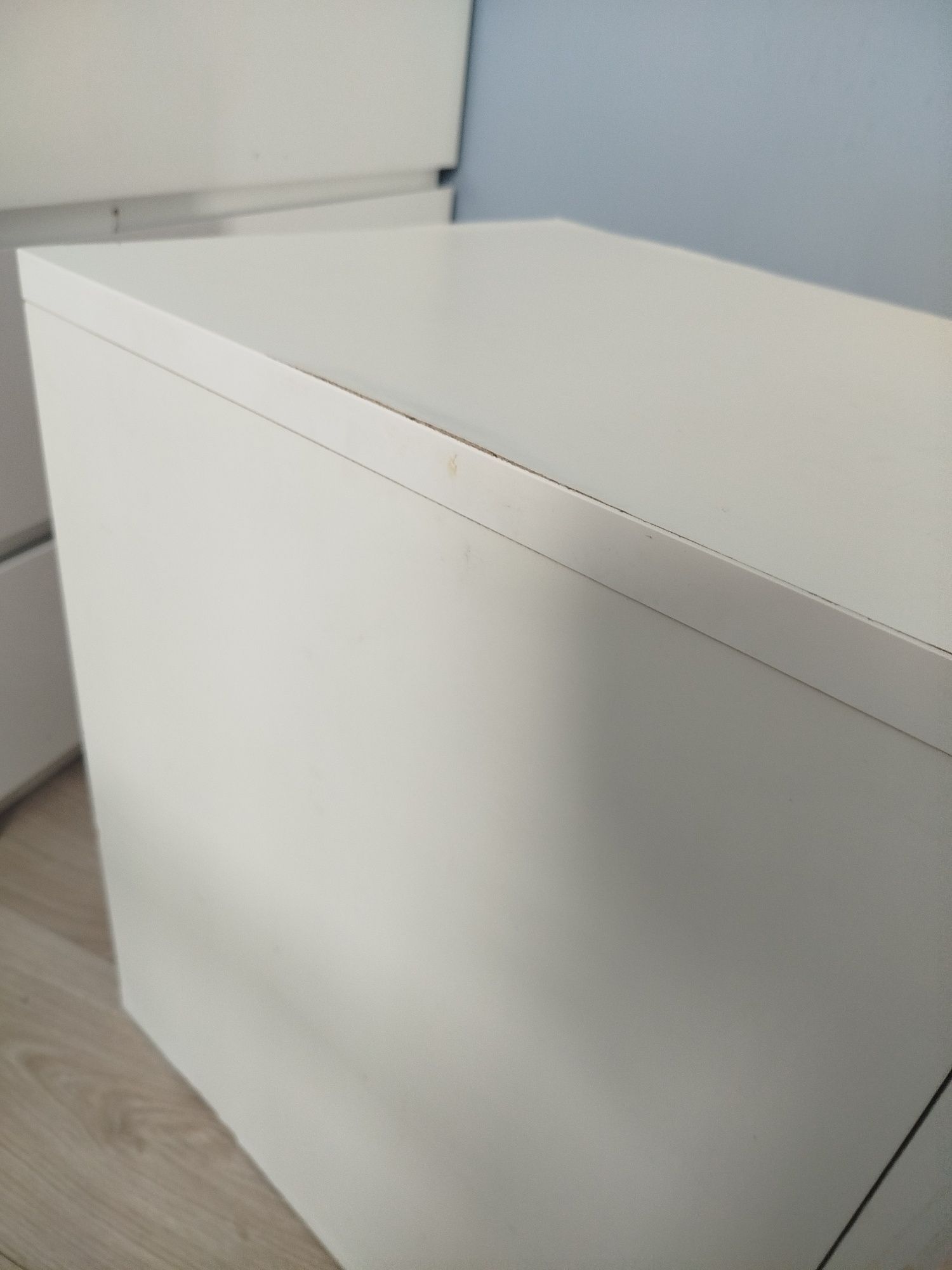 Szafka nocna, Ikea malm