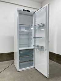 2022 р випуску Холодильник під забудову K 7744 E Prestige класу