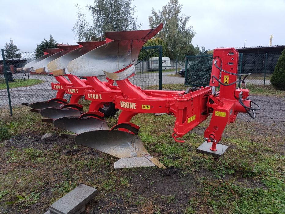 Pług obrotowy 4-skibowy Krone Mustang
