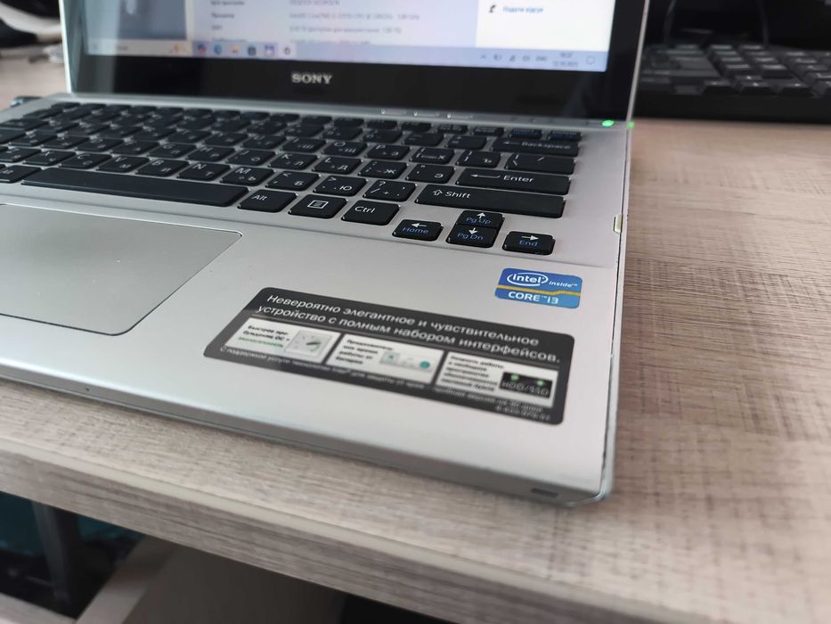 Sony VAIO SVT1312M1RS i3 сенсорний для простих задач ліц. Windows