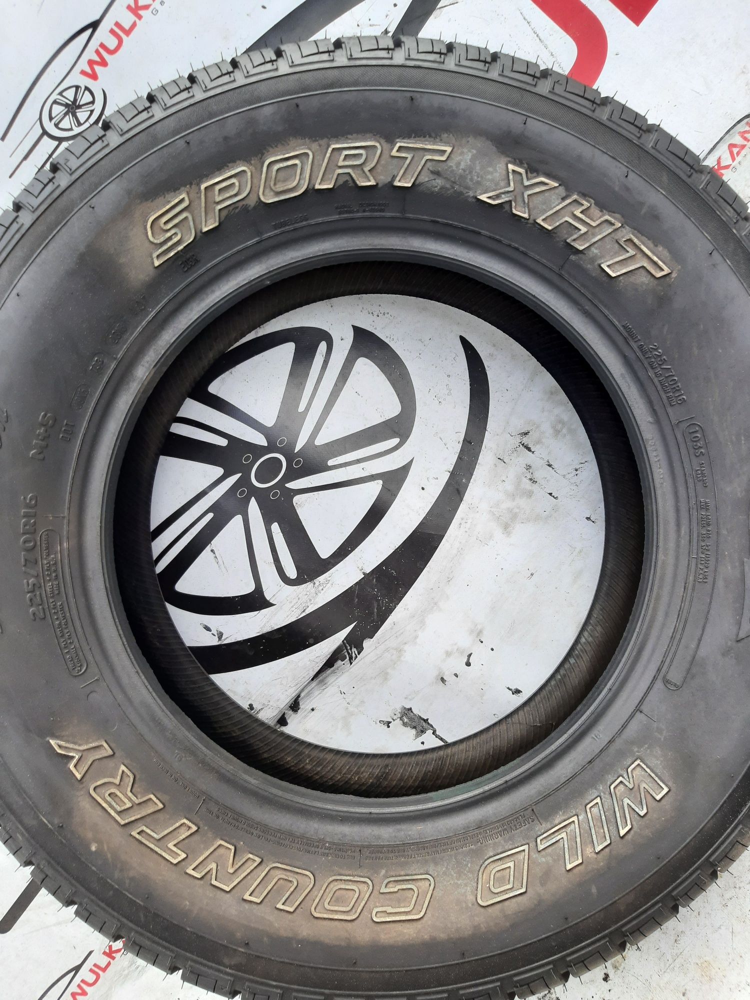 225/70r16 103S Wild Country Sport XHT