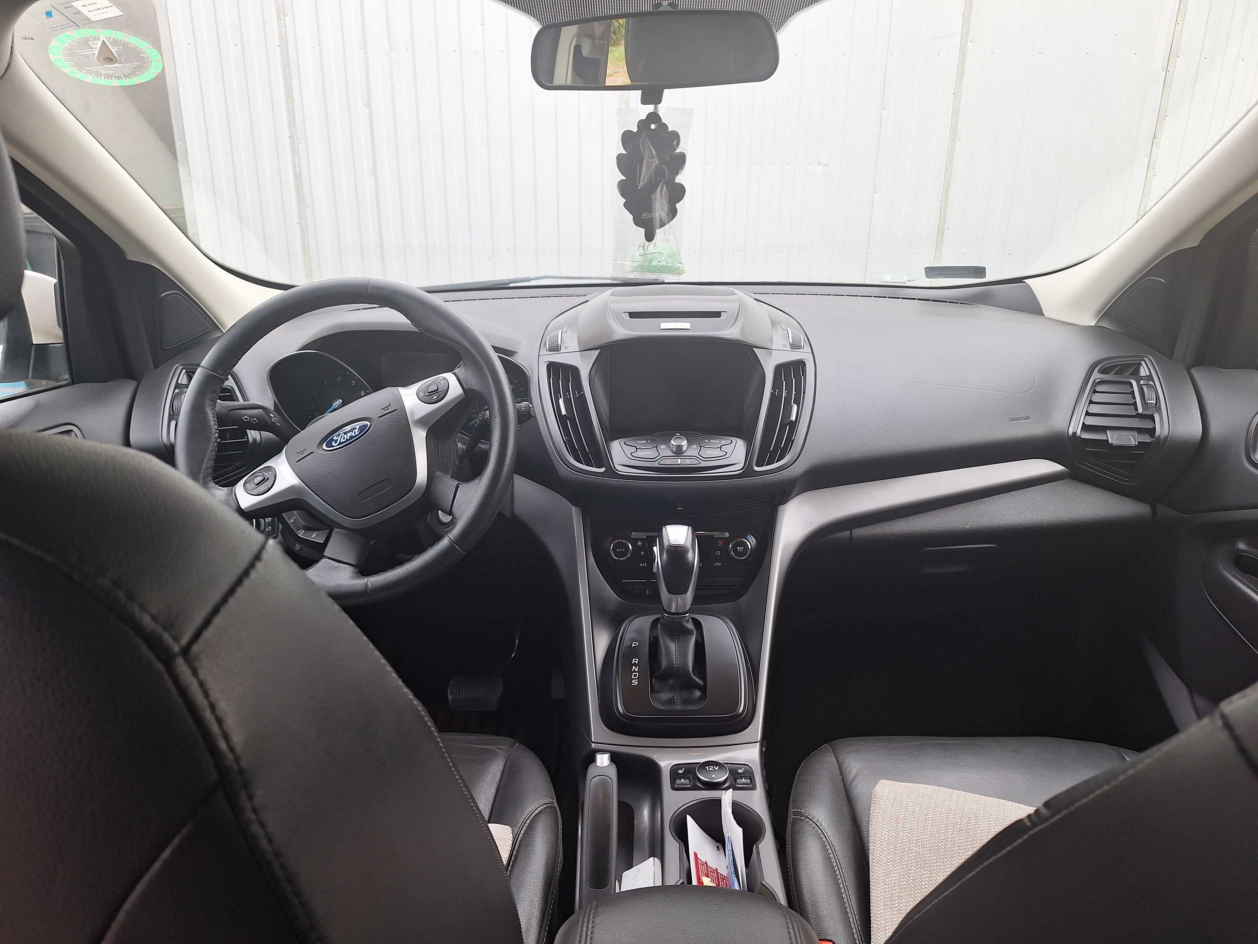 Ford Escape 2.0 EcoBoost AWD TITANIUM