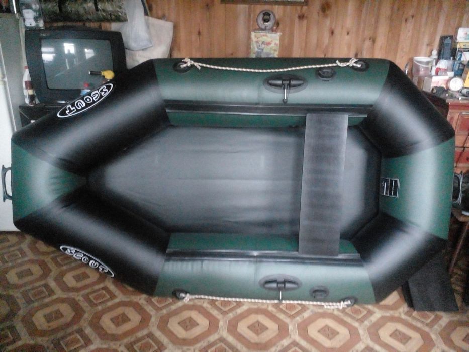 Продам одномісний надувний човен лодка надувная одномесная