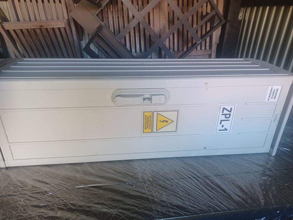 Skrzynka elektryczna  budowlana