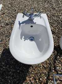 Sprzedam bidet z bateria