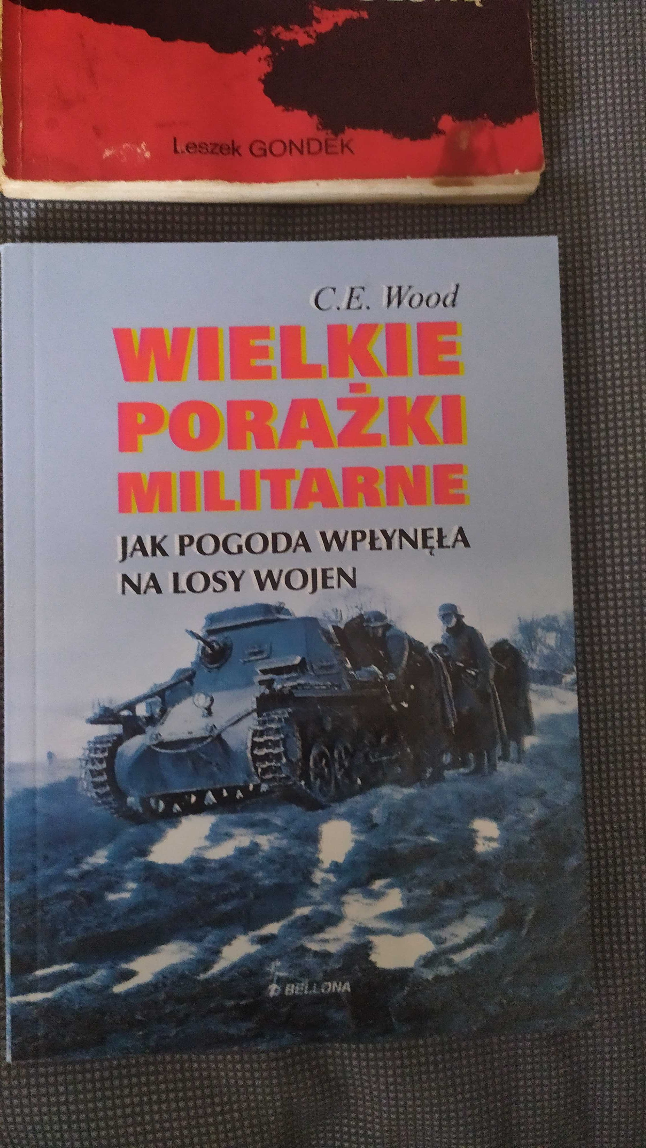 książki o tematyce wojennej