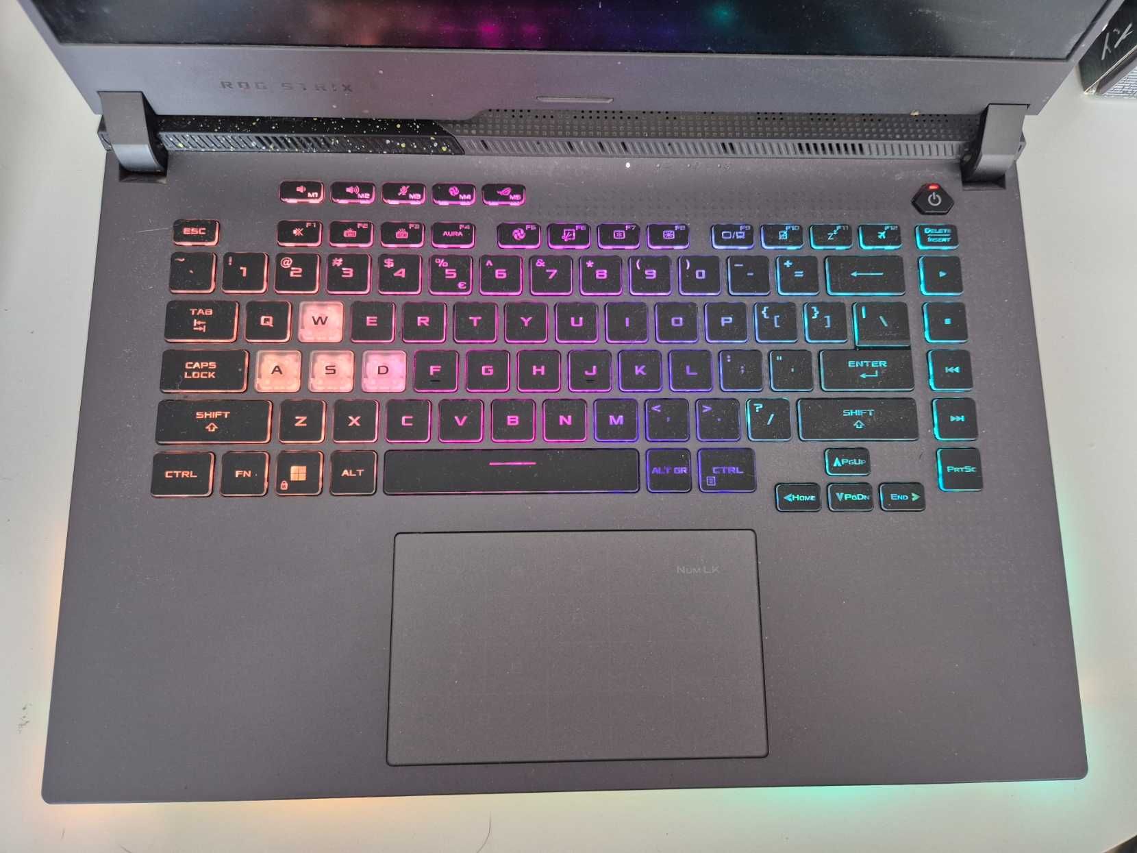 ASUS ROG Strix G15 2022 G513RM-HQ064W