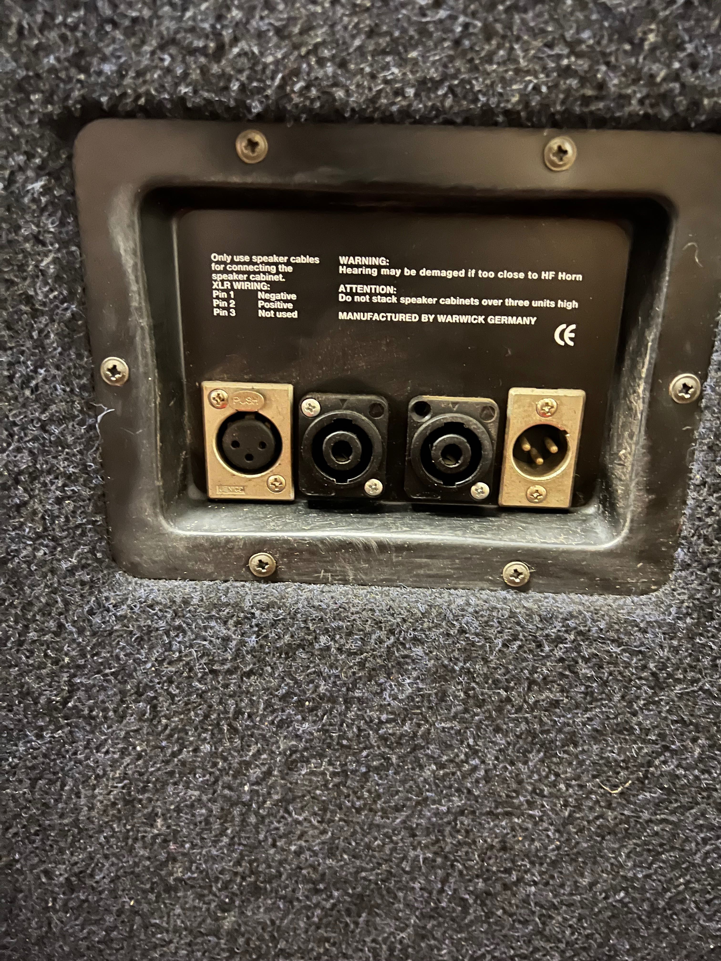 Amplificador Pro Tube IV e Coluna 410-8 PRO Warwick Made in Germany