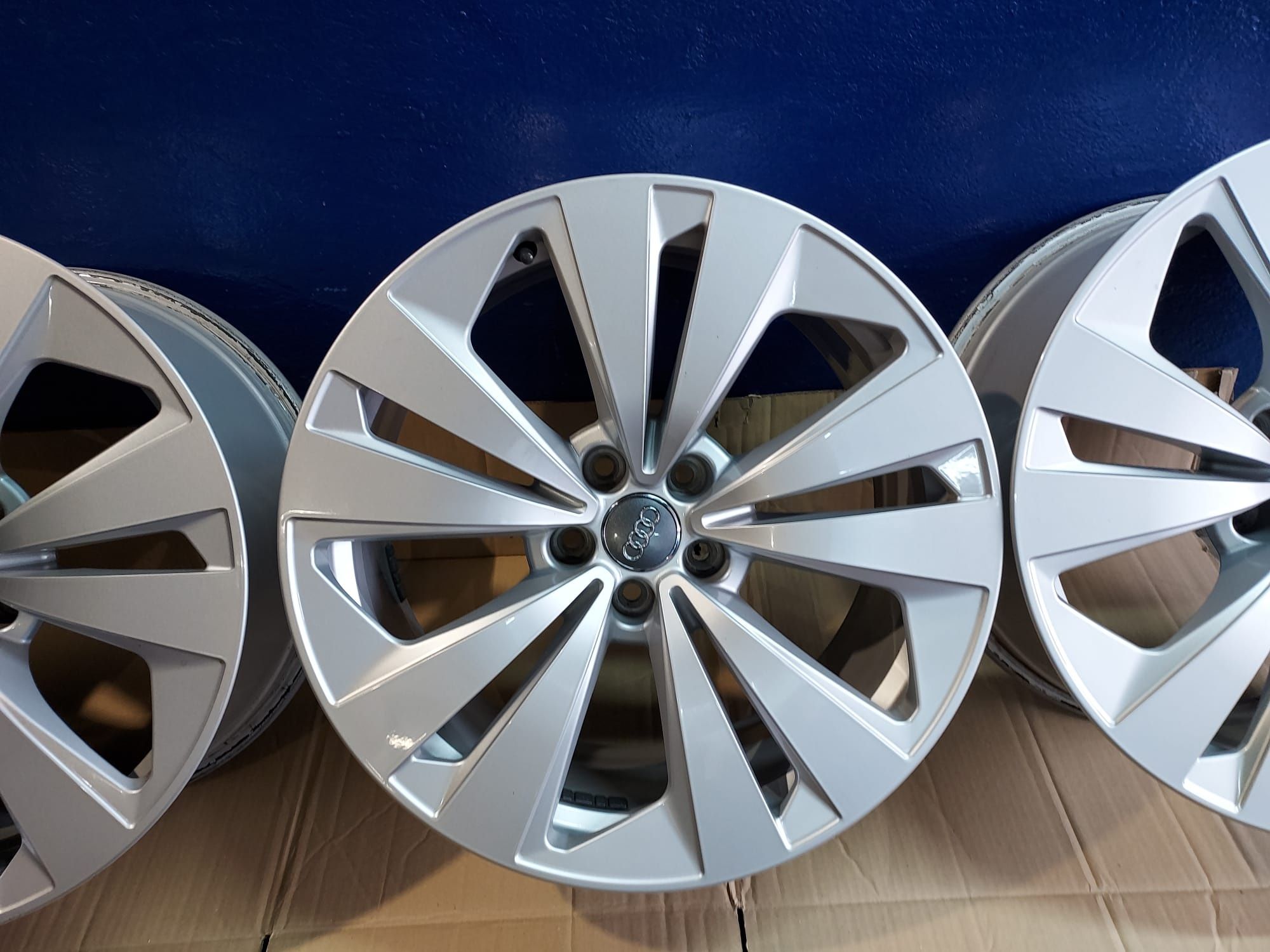 Alufelgi R19 5×112 Audi Q8,Q7,A5,A7,A8 oryginalne idealny stan