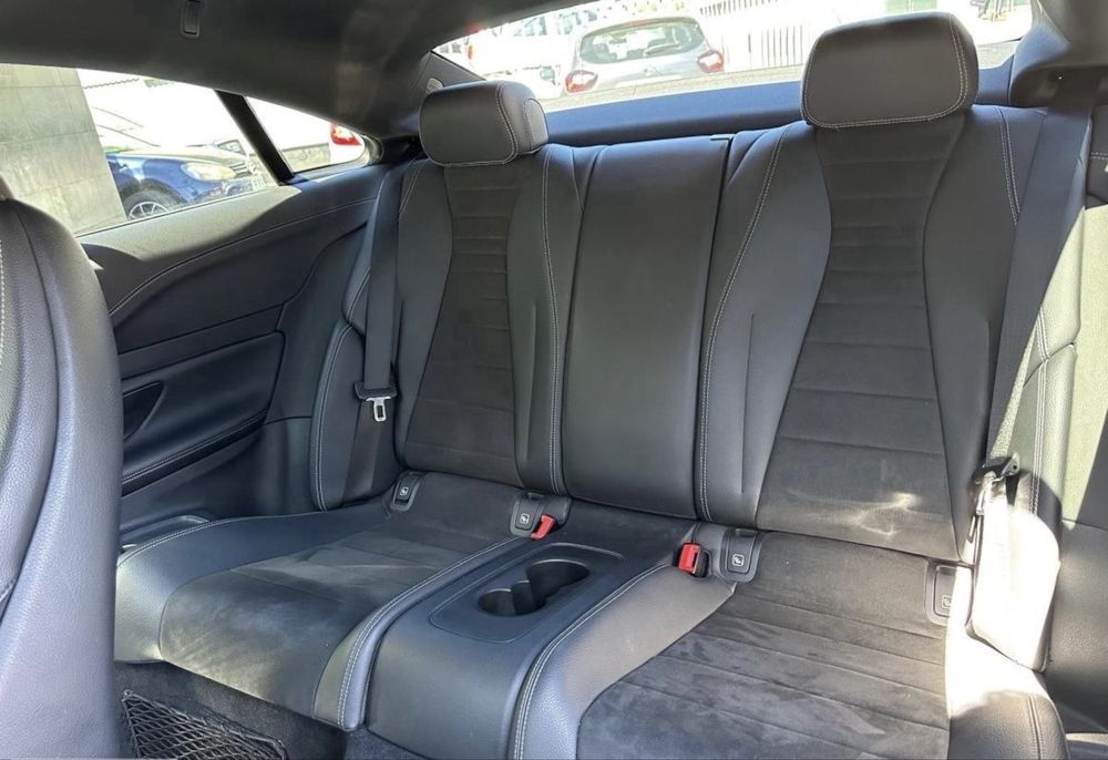 Mercedes-Benz E220 Coupé AMG 9-G Tronic 111.000Kms