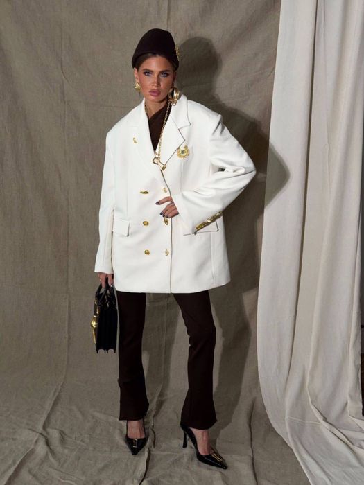 Пиджак женский ! А наличии черный, белый цвет