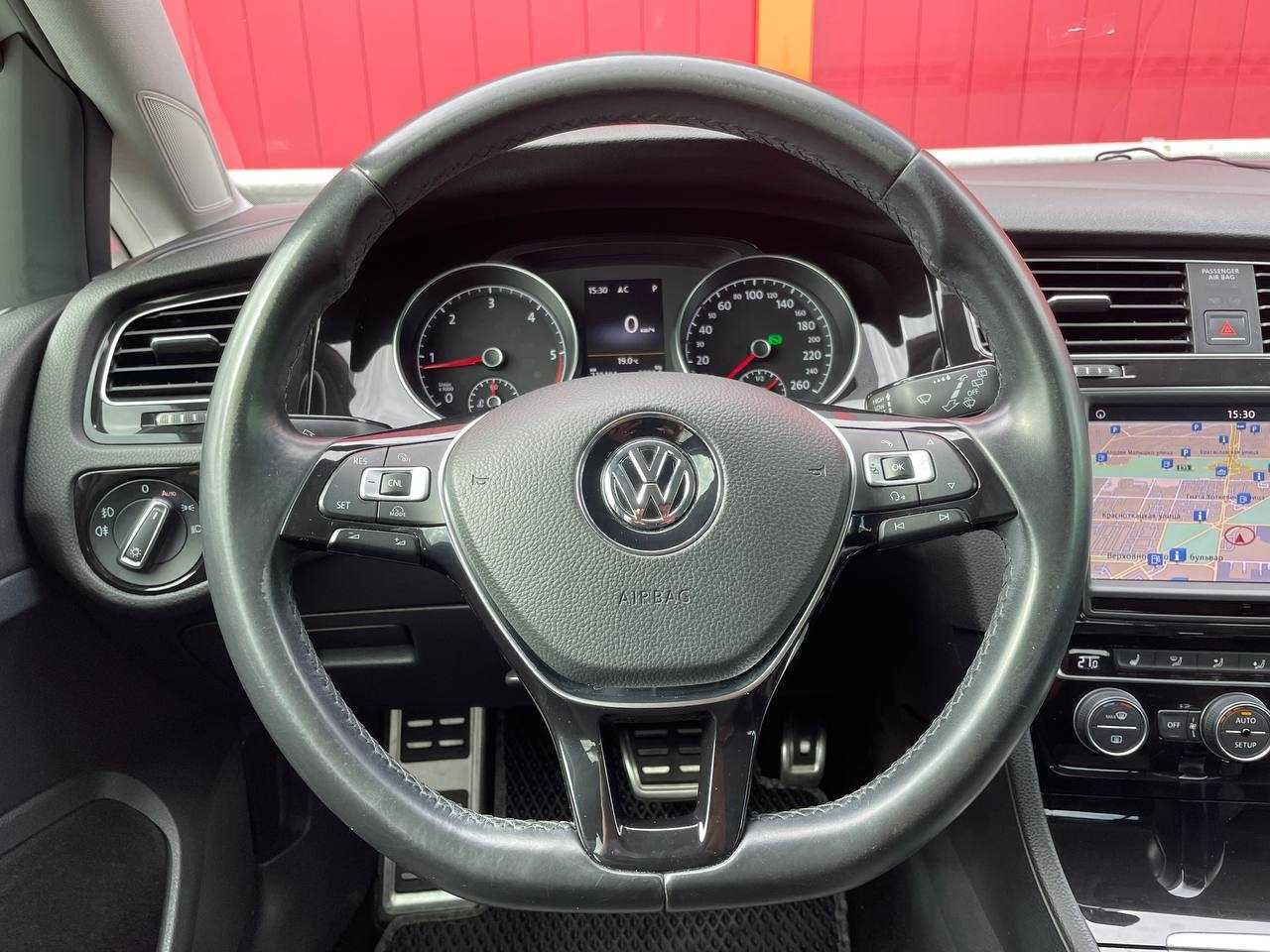 Volkswagen Golf 2013р - Можлива розстрочка
