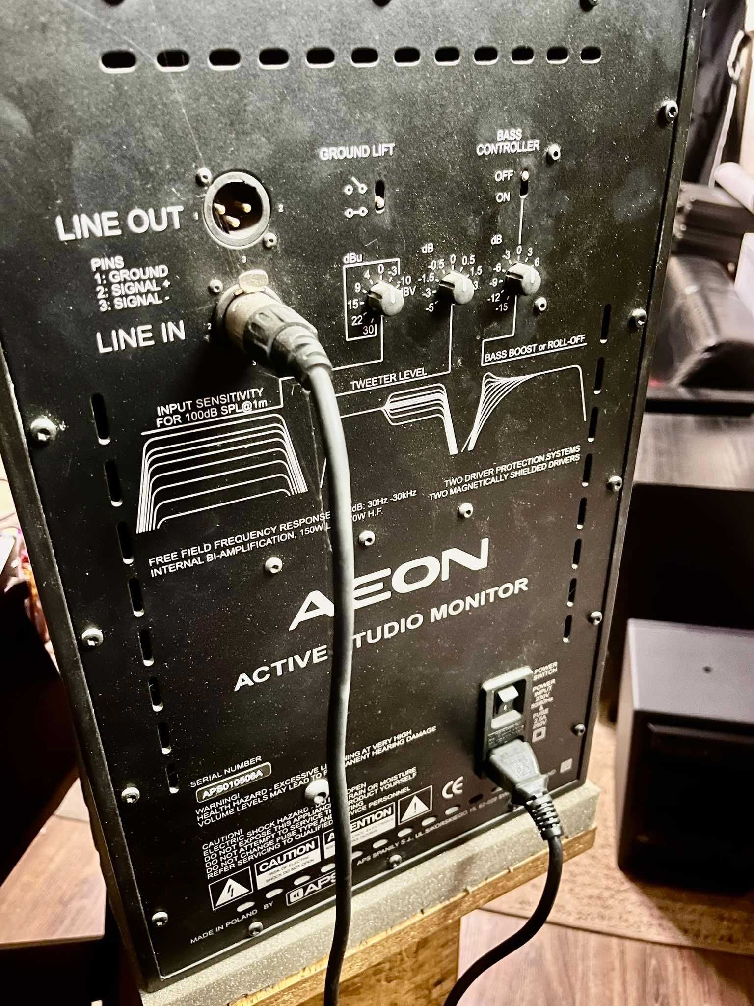 APS Aeon - monitory studyjne