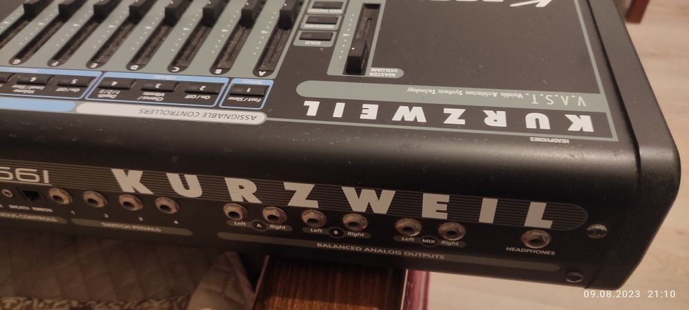 Kurzweil K2661 синтезатор (Roland, E-mu, Ensoniq, Korg, Yamaha)