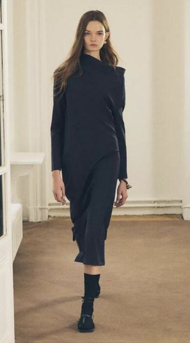 Шикарна вовняна сукня Zara з асиметричним драпірованим верхом. New