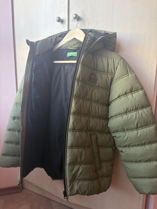 куртка Зимова ( єврозима ) оригінал benetton на хлопчика 10-13 років