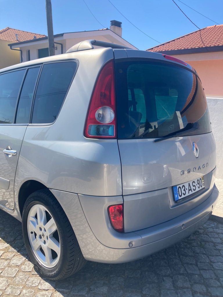 Renault espace 2.2  4000€
