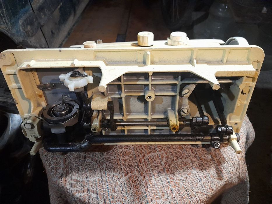 Швейная машинка "Чайка"