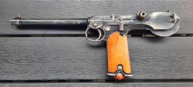 Pistolet Borchardt C93 z drukarki 3D