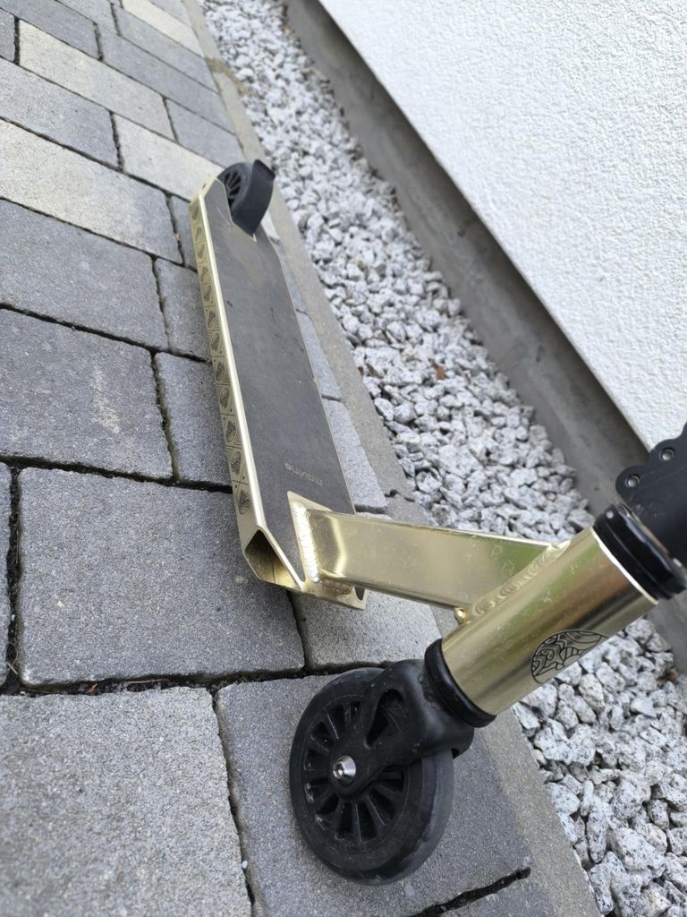 Hulajnoga Movino Głosem Golf nowa