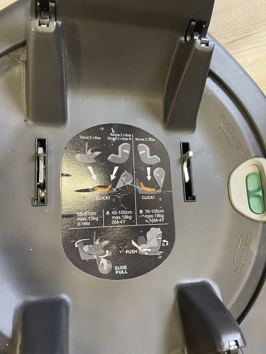 Дитяче крісло Cybex Cloud Z i size з базою