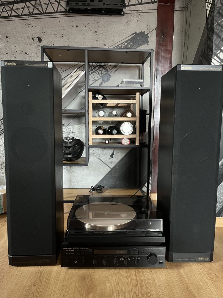 Gramofon Pioneer, amplituner Harman Kardon, głośniki Schneider