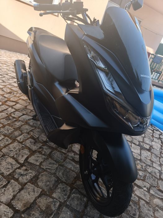 Vendo Honda PCX 2024