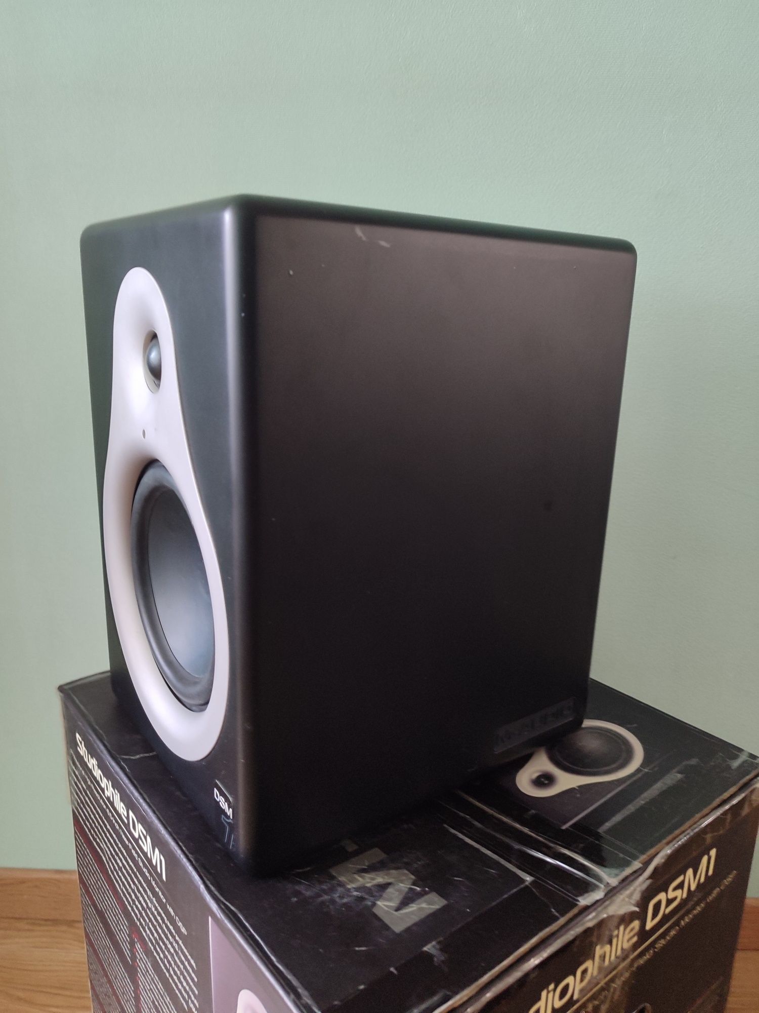 Студийная система(колонки) M-Audio DSM1