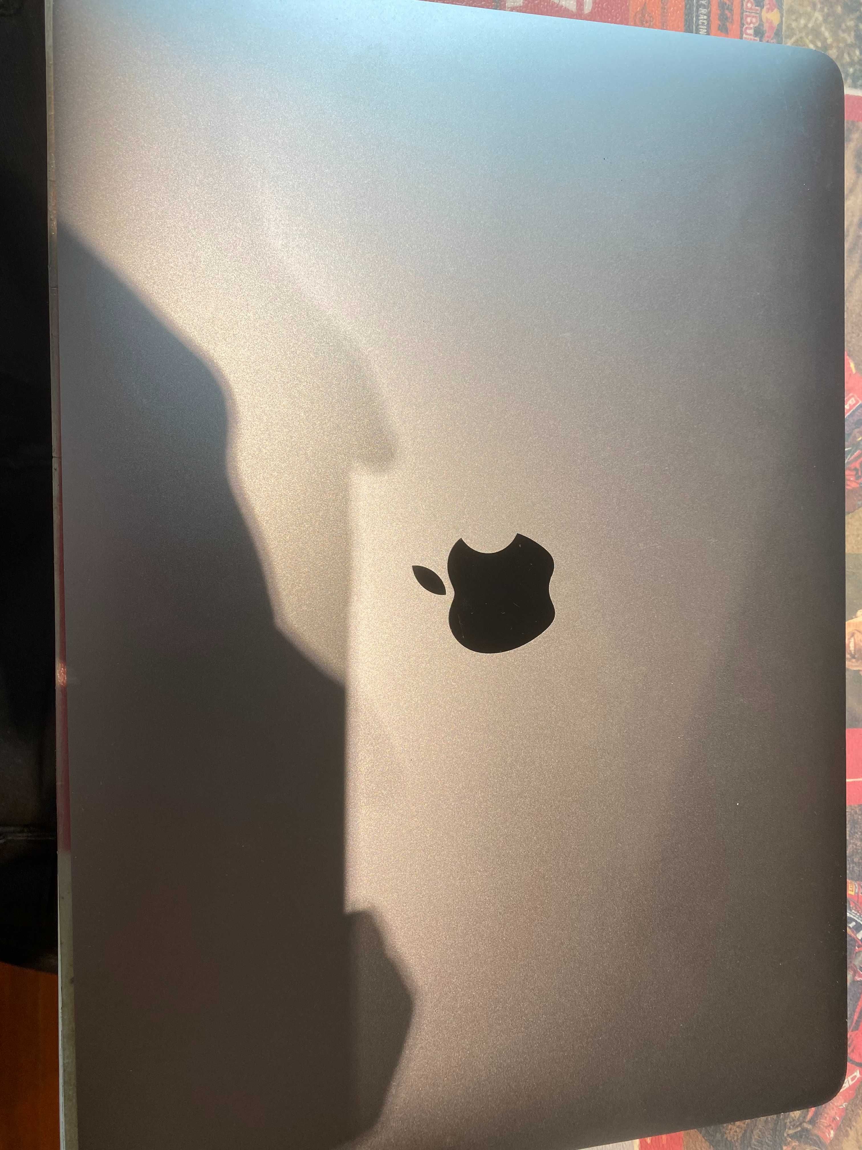 Apple MacBook Pro 13in 2021 para peças