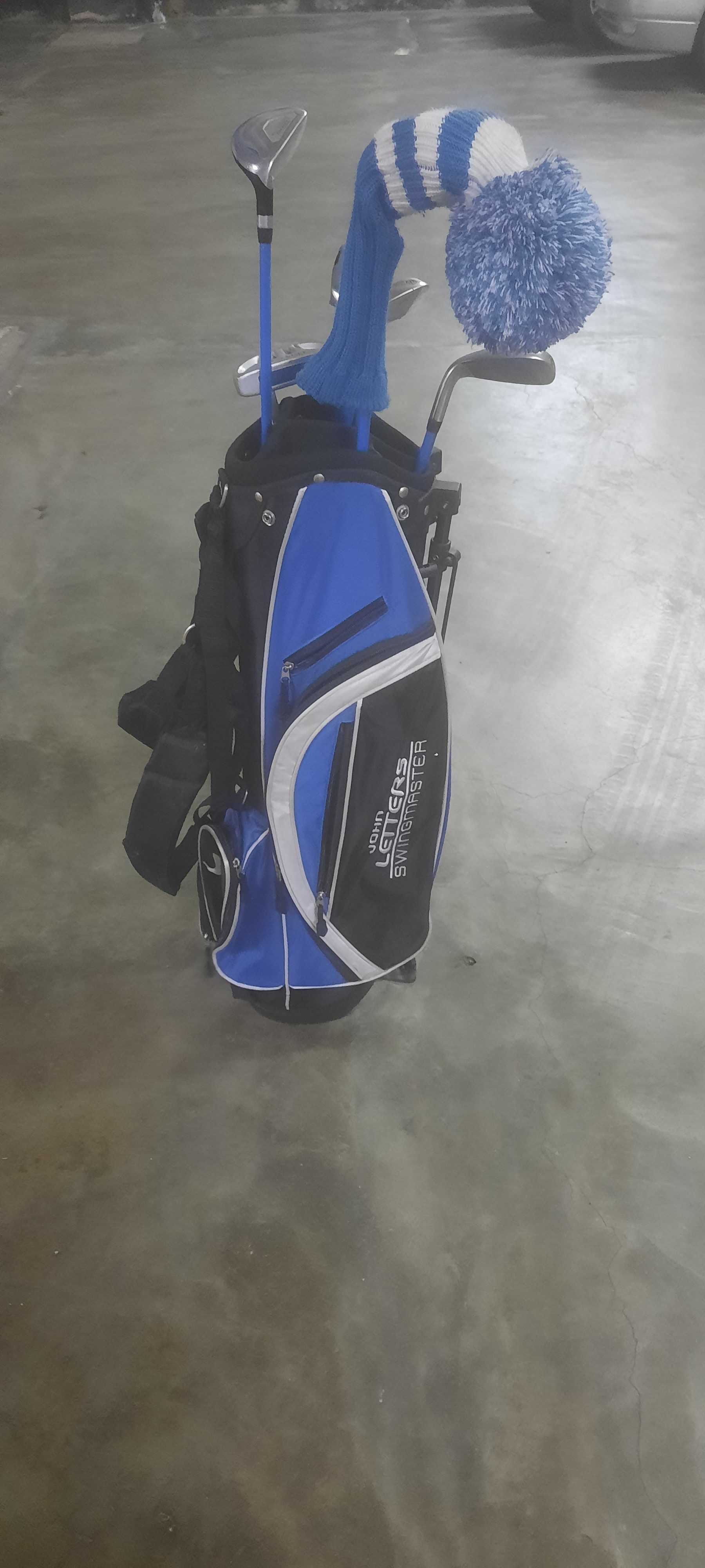 Vendo conjunto golfe para criança John Letters Swingmaster