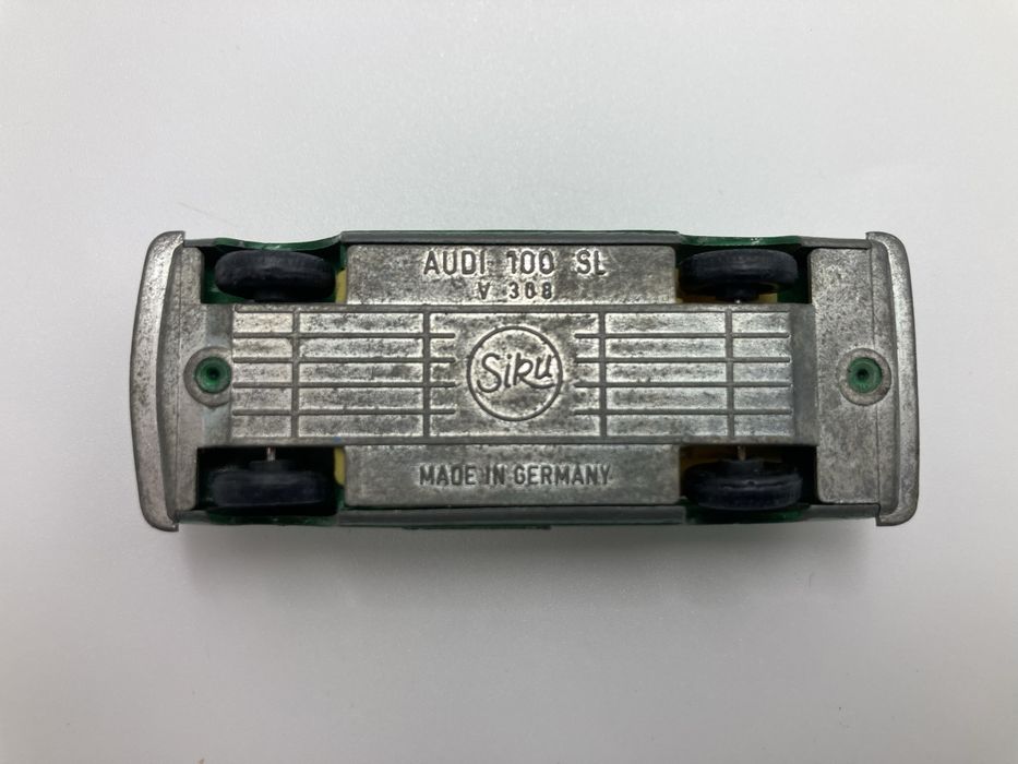 Siku V308 seria V Audi 100 SL  zielony metalik